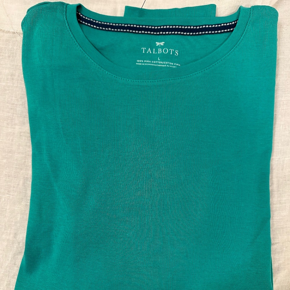 NWT Talbots green long sleeve Crewneck tee